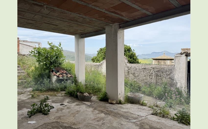 3 soverom Hus til salgs i Jimena de la Frontera med garasje - € 180 000 (Ref: 8370061)