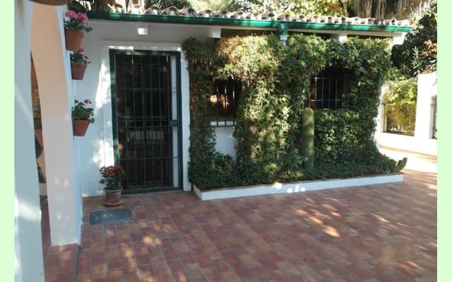 3 soveværelse Finca/Landehus til salg i Jimena de la Frontera med swimmingpool garage - € 350.000 (Ref: 8429168)