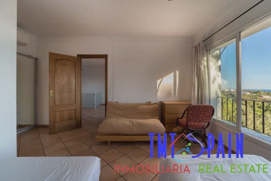 7 soveværelse Villa til salg i Estepona med swimmingpool garage - € 839.000 (Ref: 9192967)