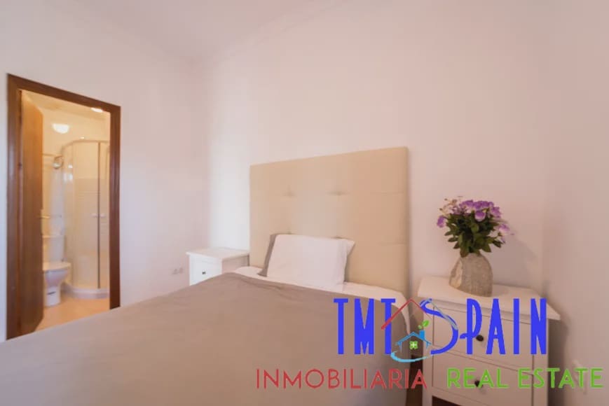 7 soveværelse Villa til salg i Estepona med swimmingpool garage - € 839.000 (Ref: 9192967)