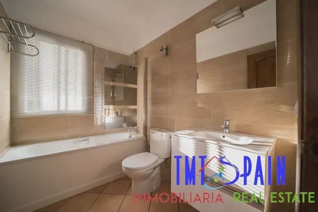 7 soverom Villa til salgs i Altos de Estepona, Estepona med svømmebasseng garasje - € 839 000 (Ref: 9192967)