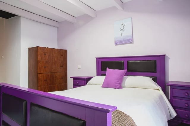 3 bedroom Townhouse for sale in Jimena de la Frontera - € 129,000 (Ref: 9192976)