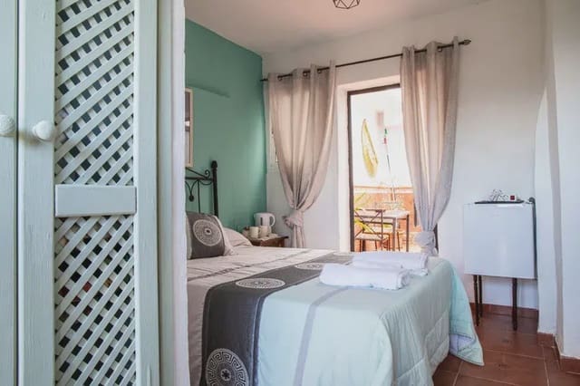 3 bedroom Townhouse for sale in Jimena de la Frontera - € 129,000 (Ref: 9192976)