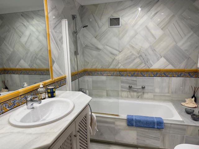 3 soverom Penthouse til salgs i Monte Halcones, Benahavís med svømmebasseng - € 1 150 000 (Ref: 9350213)