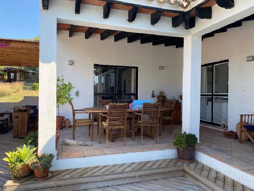 Bungalow de 3 habitaciones en Jimena de la Frontera en venta con piscina - 620.000 € (Ref: 9632764)