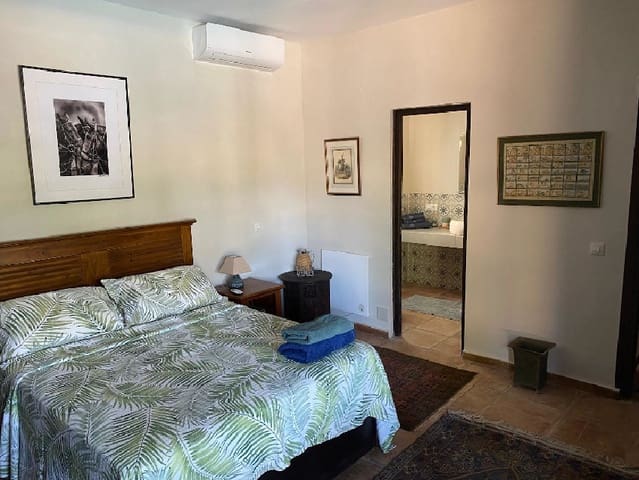 Bungalow de 3 habitaciones en Jimena de la Frontera en venta - 620.000 € (Ref: 9632764)
