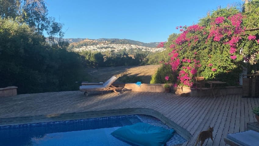 Bungalow de 3 habitaciones en Jimena de la Frontera en venta con piscina - 620.000 € (Ref: 9632764)