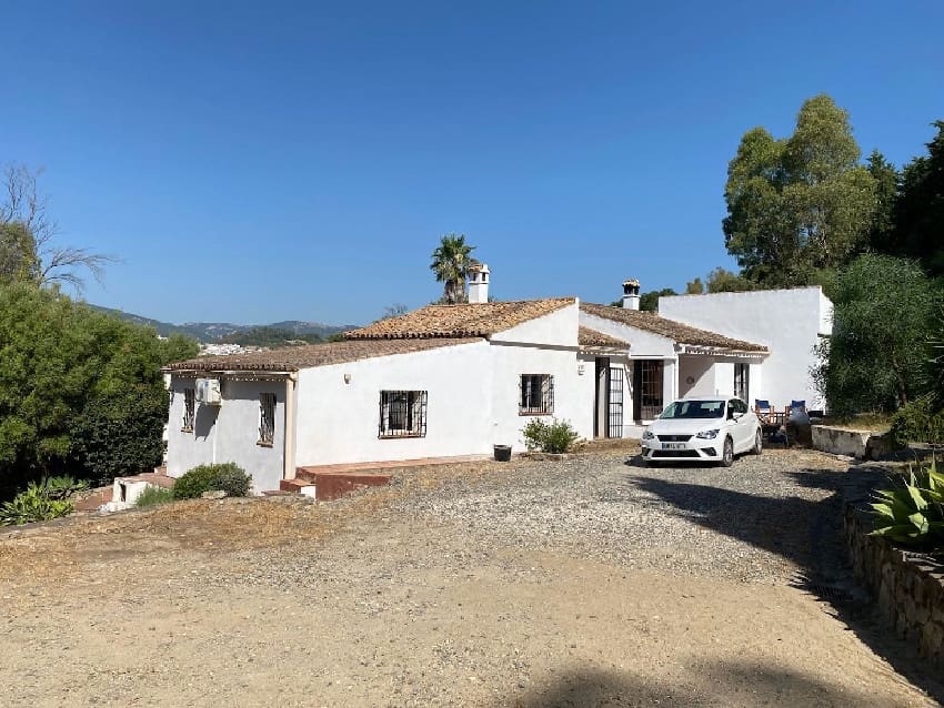 Bungalow de 3 habitaciones en Jimena de la Frontera en venta con piscina - 620.000 € (Ref: 9632764)