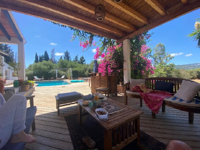 Bungalow de 3 habitaciones en Jimena de la Frontera en venta con piscina - 620.000 € (Ref: 9632764)