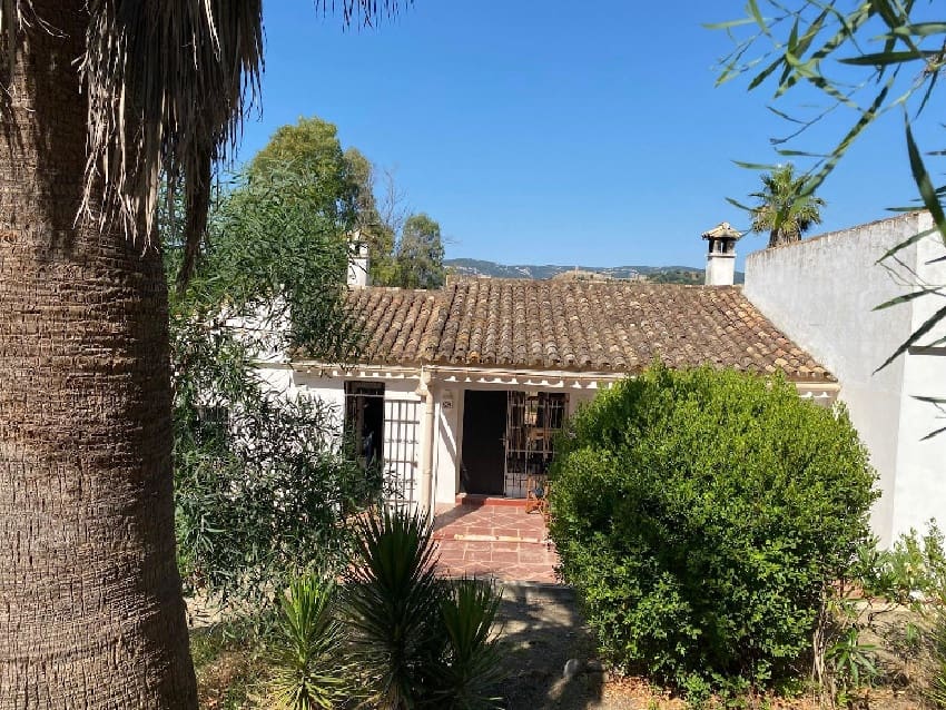 Bungalow de 3 habitaciones en Jimena de la Frontera en venta con piscina - 620.000 € (Ref: 9632764)