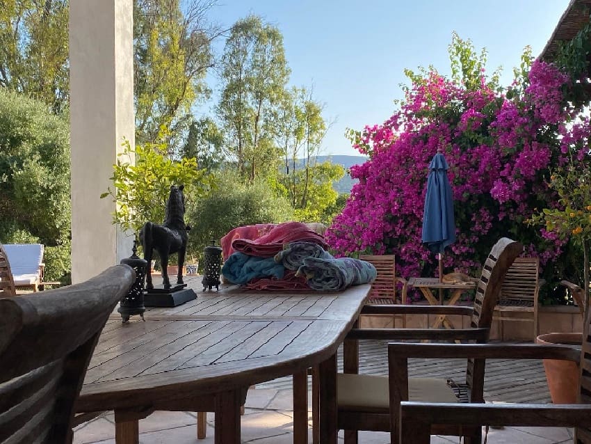 Bungalow de 3 habitaciones en Jimena de la Frontera en venta con piscina - 620.000 € (Ref: 9632764)