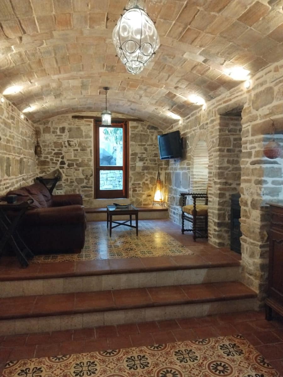 3 bedroom Townhouse for sale in Jimena de la Frontera with garage - € 240,000 (Ref: 9697739)