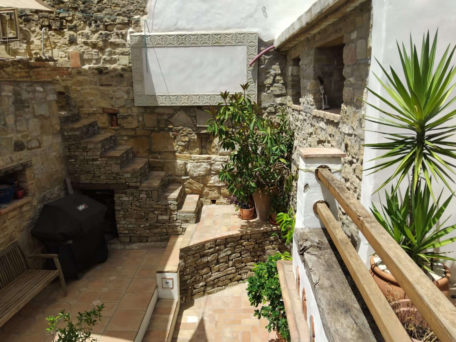 3 bedroom Townhouse for sale in Jimena de la Frontera with garage - € 240,000 (Ref: 9697739)