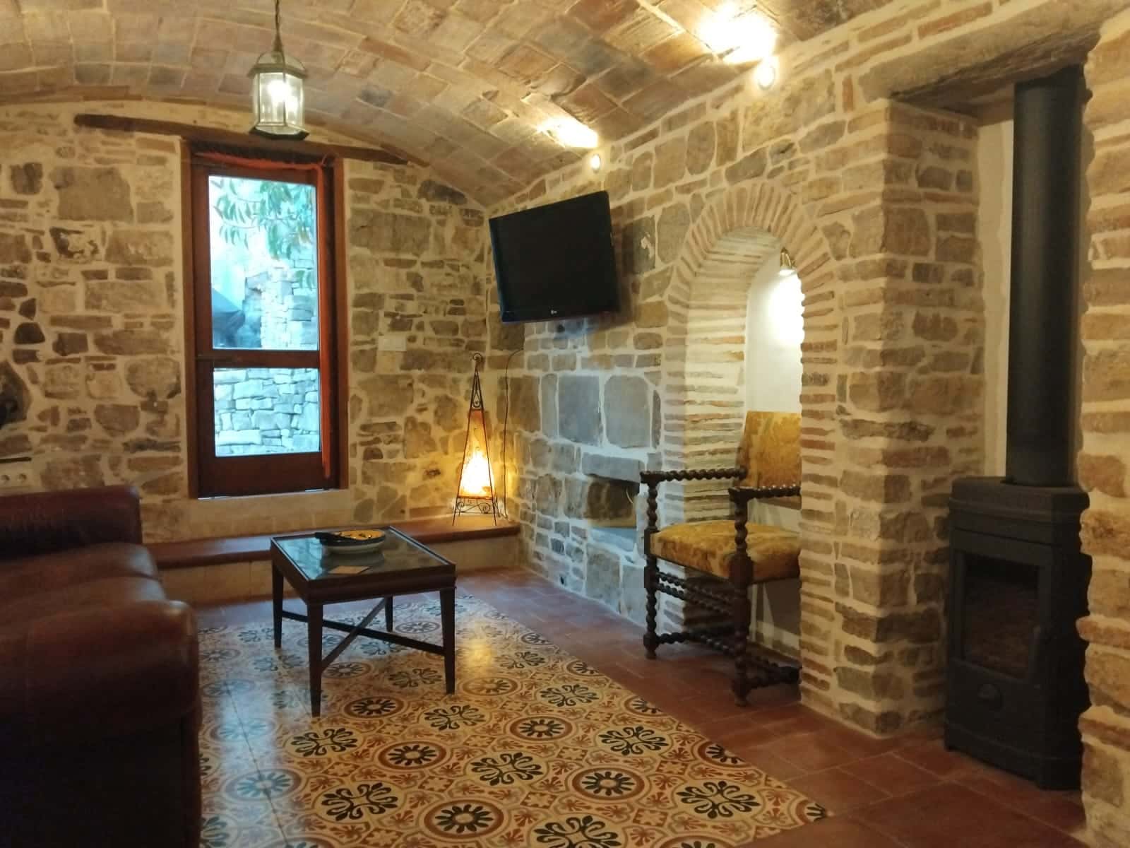 3 bedroom Townhouse for sale in Jimena de la Frontera with garage - € 240,000 (Ref: 9697739)