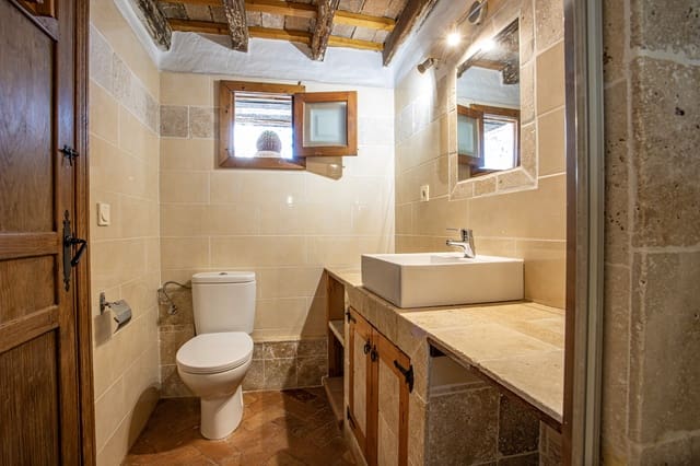 3 soveværelse Byhus til salg i Jimena de la Frontera med garage - € 240.000 (Ref: 9697739)