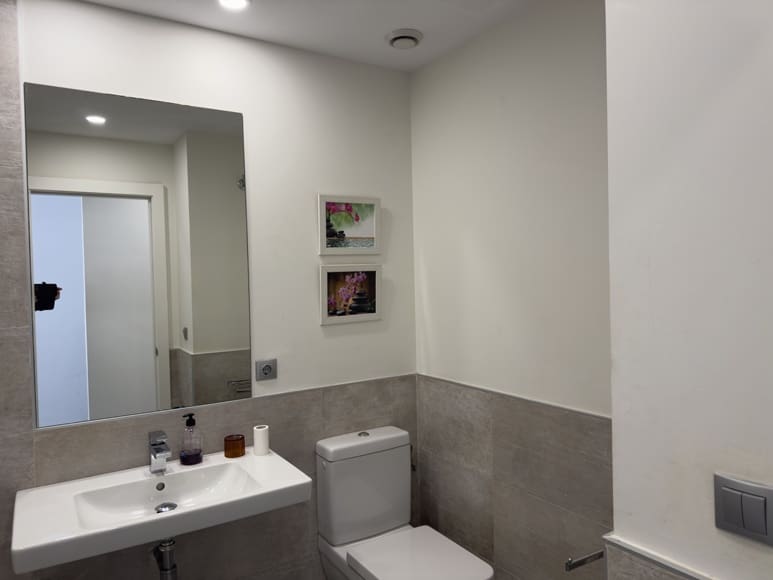 2 soverom Leilighet til salgs i Marbella med svømmebasseng garasje - € 439 000 (Ref: 9772062)