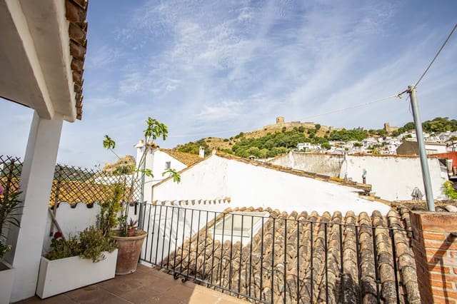 4 quarto Casa em Banda para venda em Jimena de la Frontera - 335 000 € (Ref: 9916399)