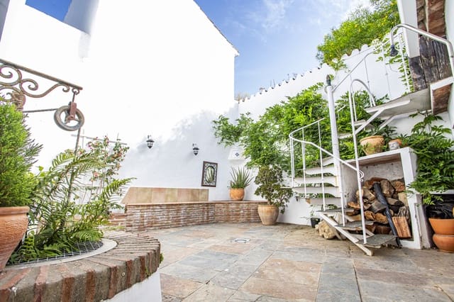 4 quarto Casa em Banda para venda em Jimena de la Frontera - 335 000 € (Ref: 9916399)