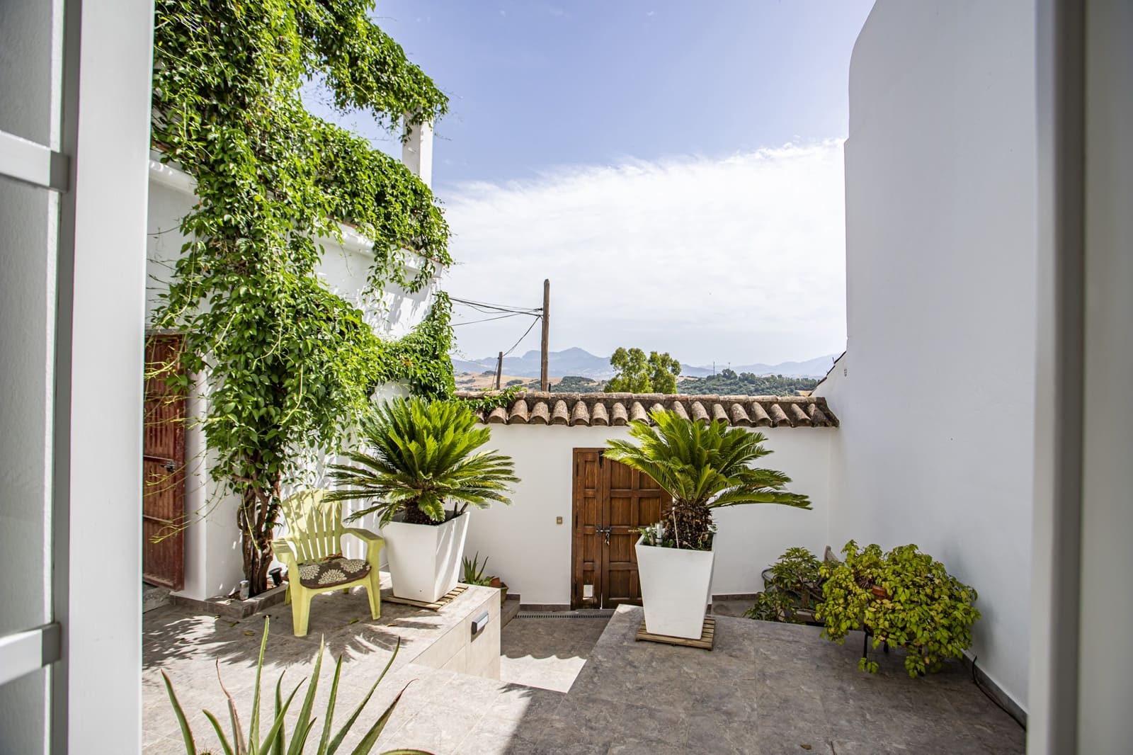 4 bedroom Townhouse for sale in Jimena de la Frontera - € 390,000 (Ref: 9929983)