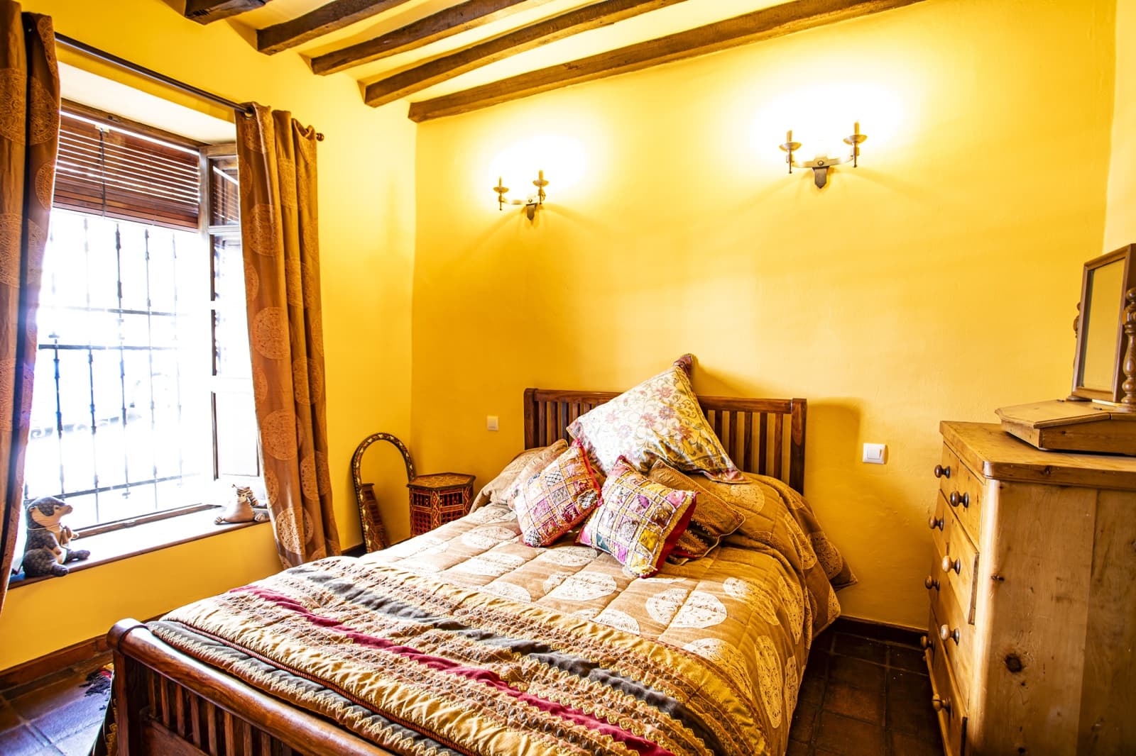 4 bedroom Townhouse for sale in Jimena de la Frontera - € 390,000 (Ref: 9929983)