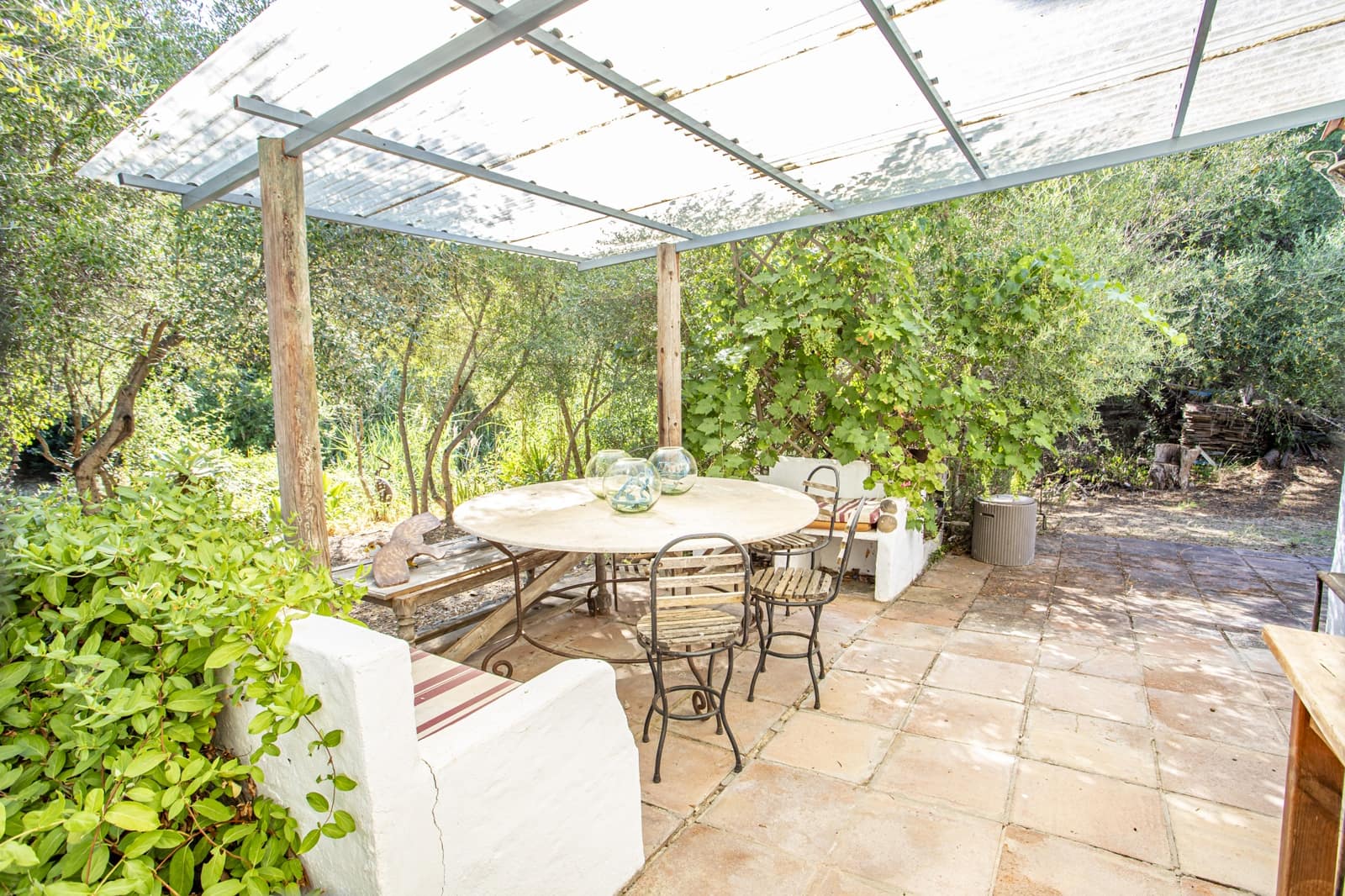 4 sypialnia Finka/Dom wiejski na sprzedaż w Jimena de la Frontera z basenem - 475 000 € (Ref: 9943272)