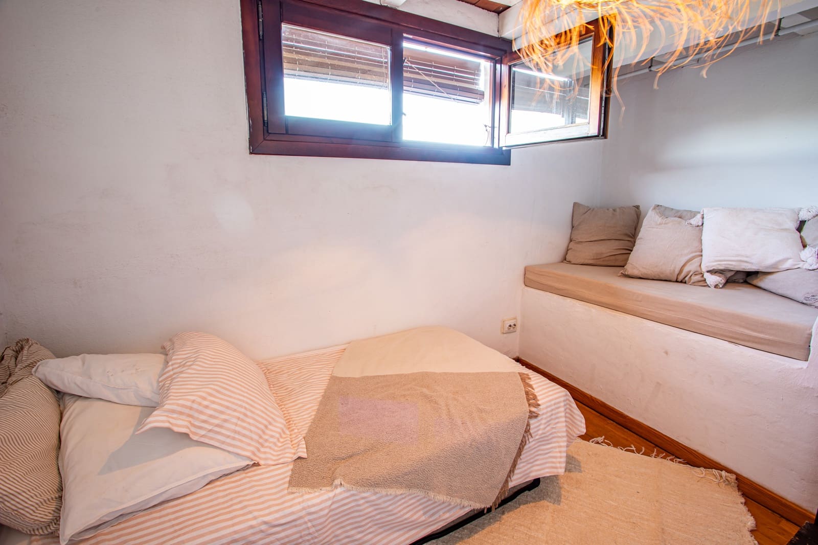 2 bedroom Townhouse for sale in Jimena de la Frontera - € 198,000 (Ref: 9958869)