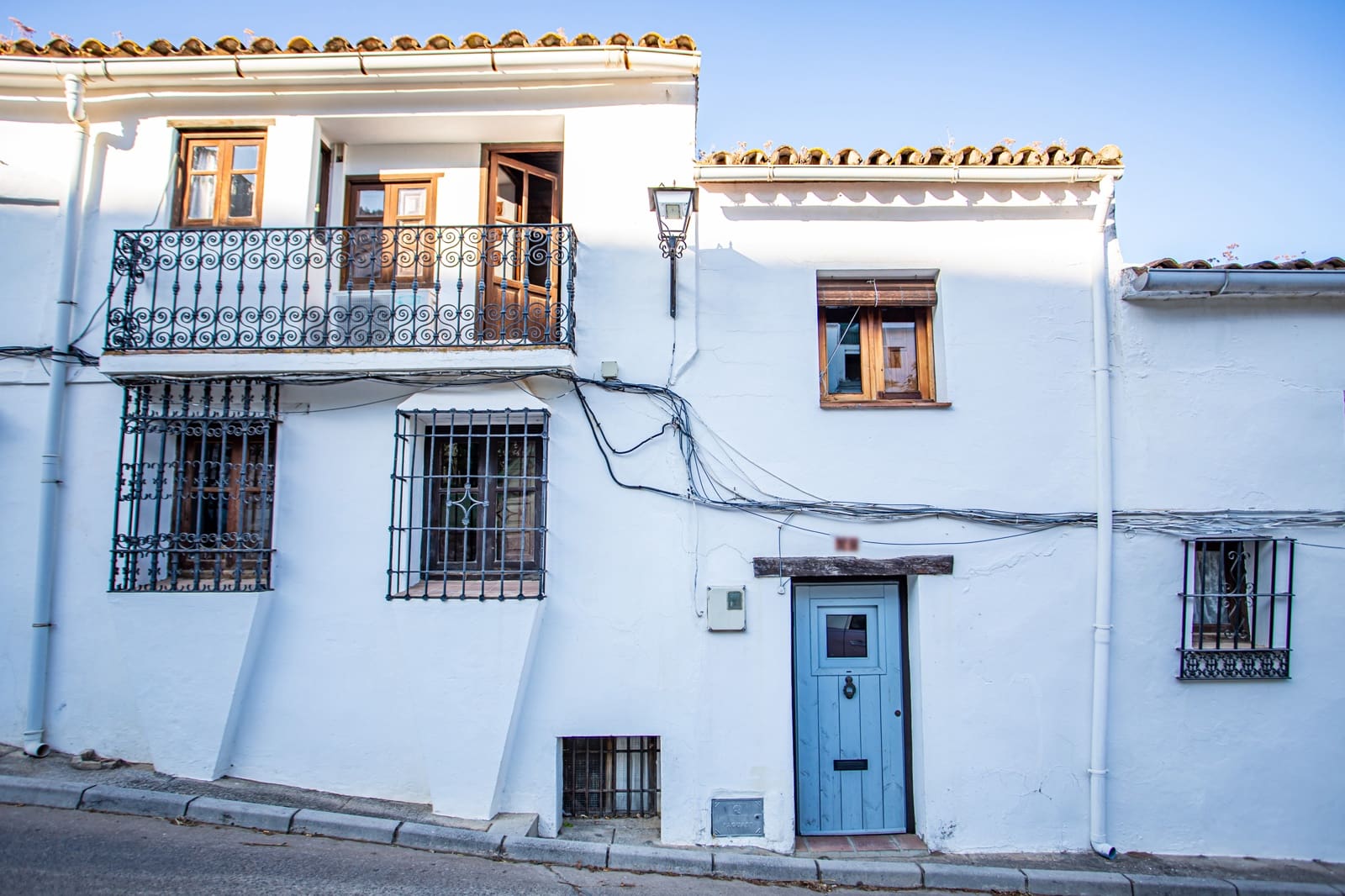 2 bedroom Townhouse for sale in Jimena de la Frontera - € 198,000 (Ref: 9958869)