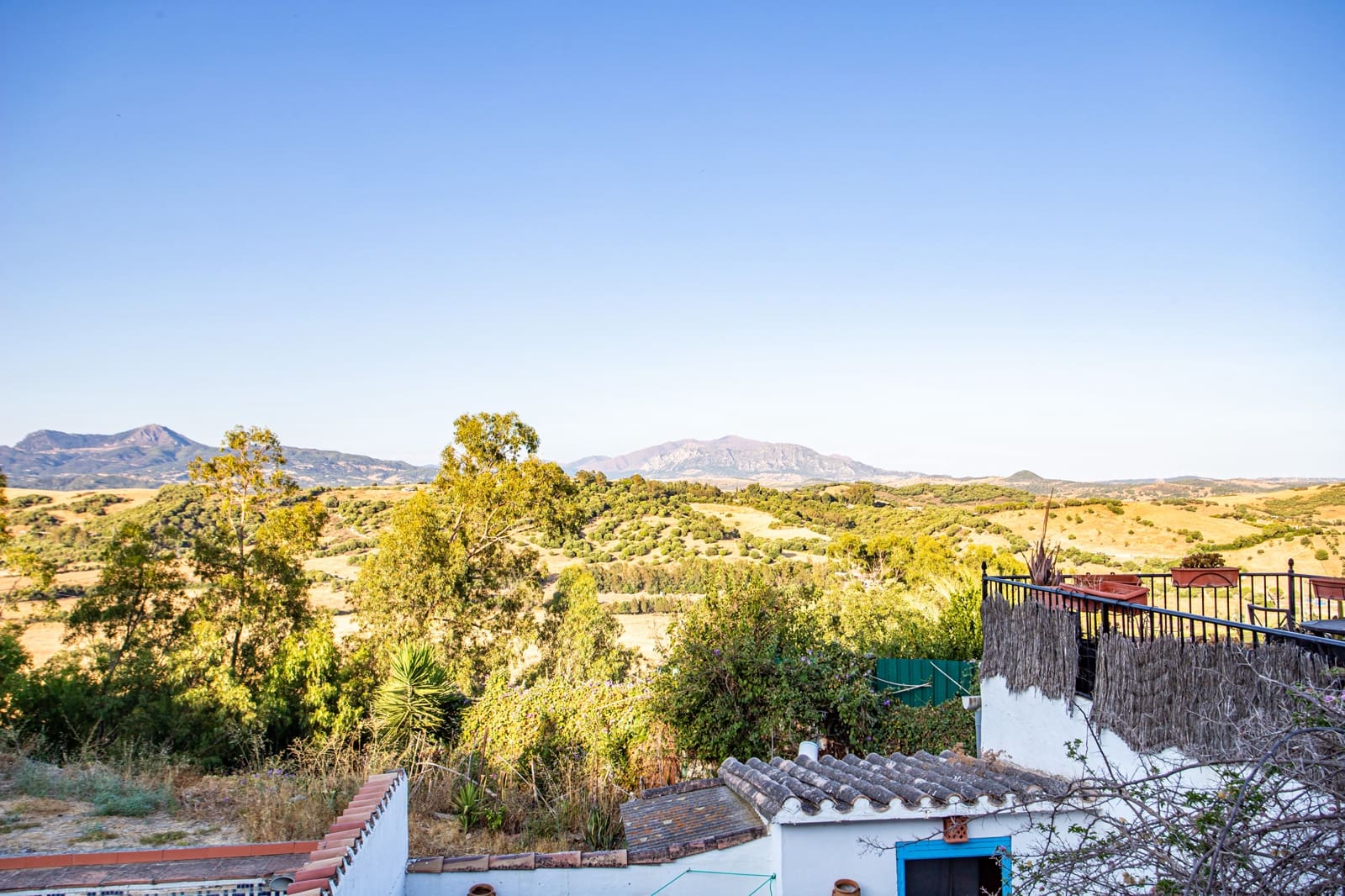2 bedroom Townhouse for sale in Jimena de la Frontera - € 198,000 (Ref: 9958869)