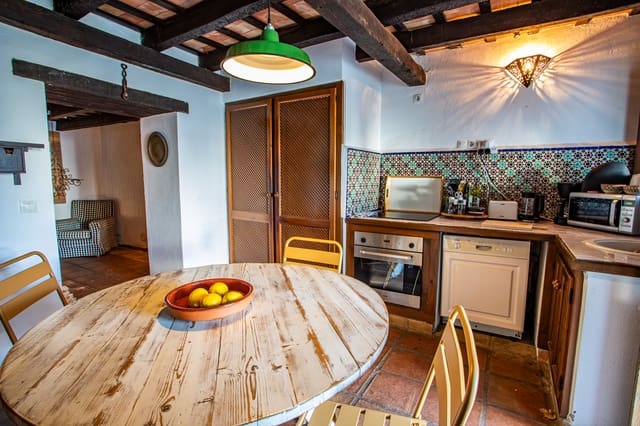 2 soverom Hus til salgs i Jimena de la Frontera - € 198 000 (Ref: 9958869)