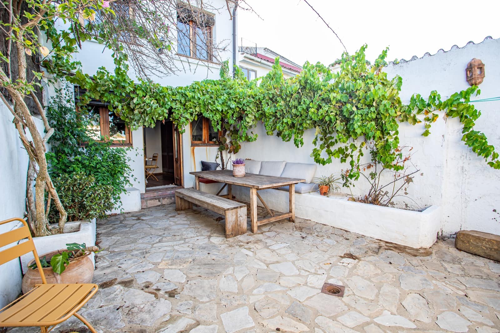2 bedroom Townhouse for sale in Jimena de la Frontera - € 198,000 (Ref: 9958869)