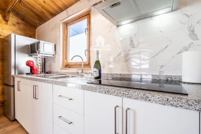 Villa/Maison de 2 chambres à louer à Los Menores, Adeje avec piscine garage - 1 350 € (Ref: 10019569)