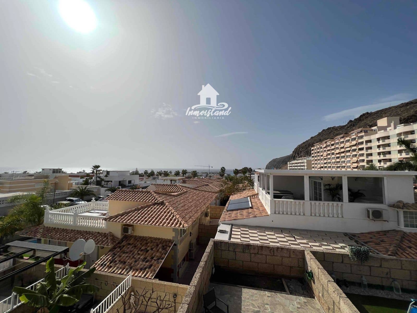 2 sovrum Hus att hyra i Arona - 1 700 € (Ref: 10023380)