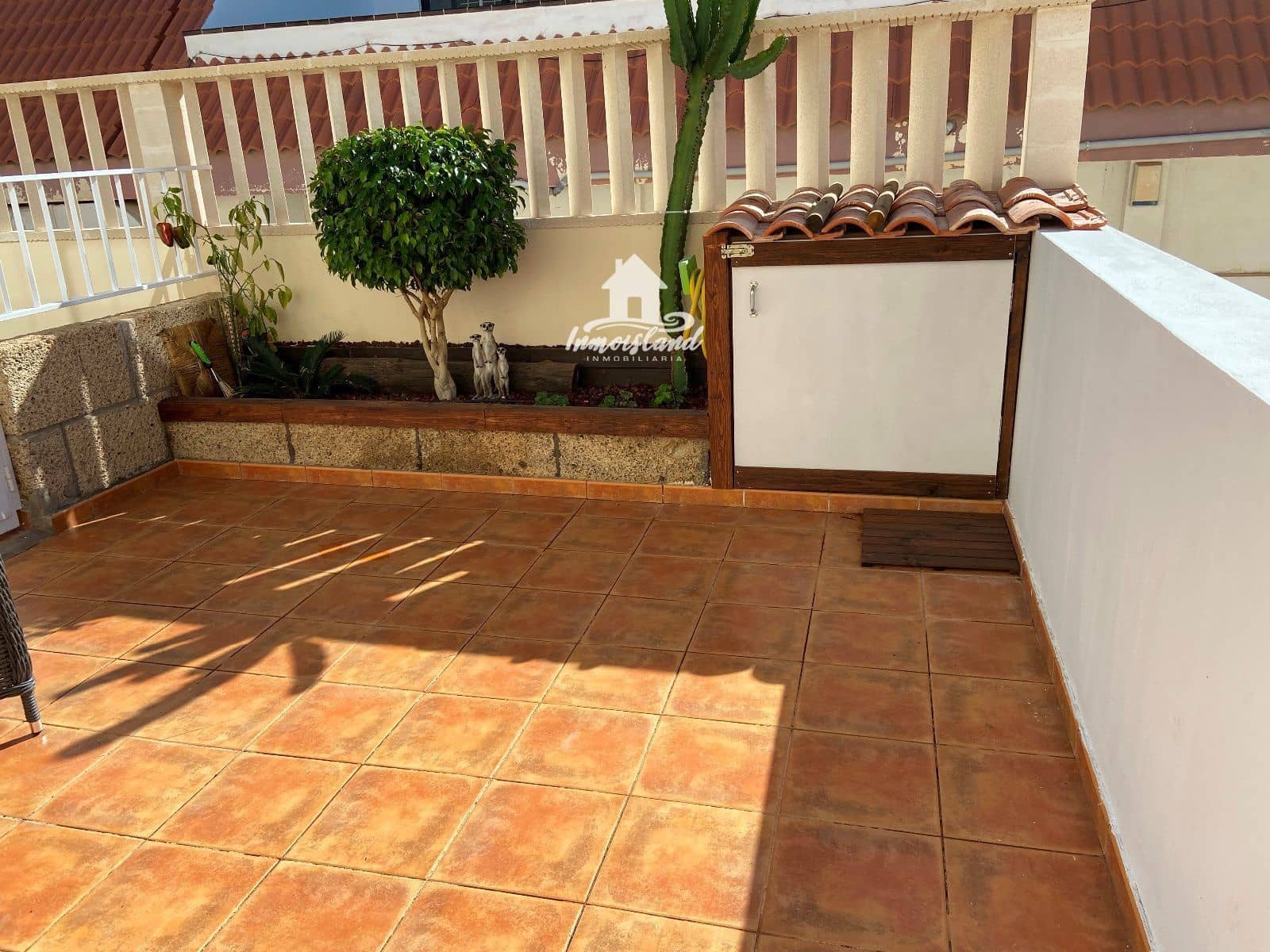 2 sovrum Hus att hyra i Arona - 1 700 € (Ref: 10023380)