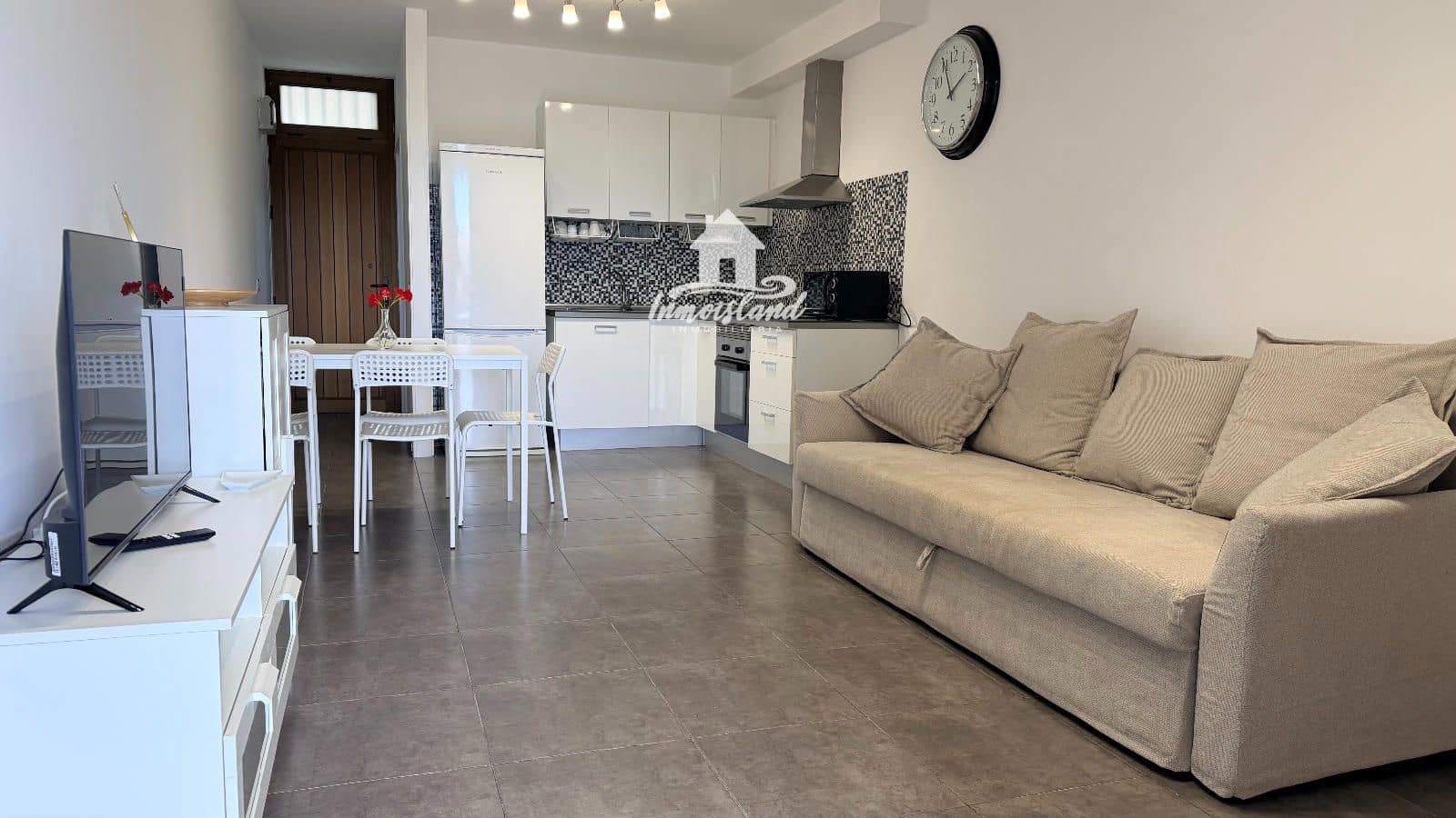 1 bedroom Flat for rent in Costa del Silencio with pool - € 1,120 (Ref: 10036017)