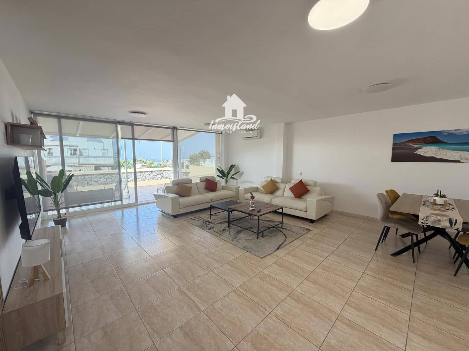 3 soverom Villa til leie i El Madronal med garasje - € 2 500 (Ref: 10088508)