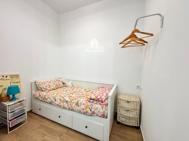 2 quarto Apartamento para arrendar em El Fraile, Arona - 900 € (Ref: 10093953)