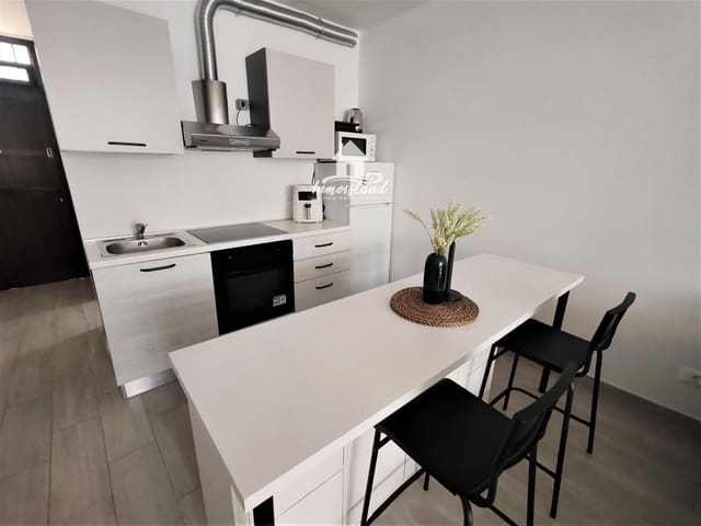 1 quarto Apartamento para arrendar em Costa del Silencio, Arona com piscina - 1 130 € (Ref: 10095350)