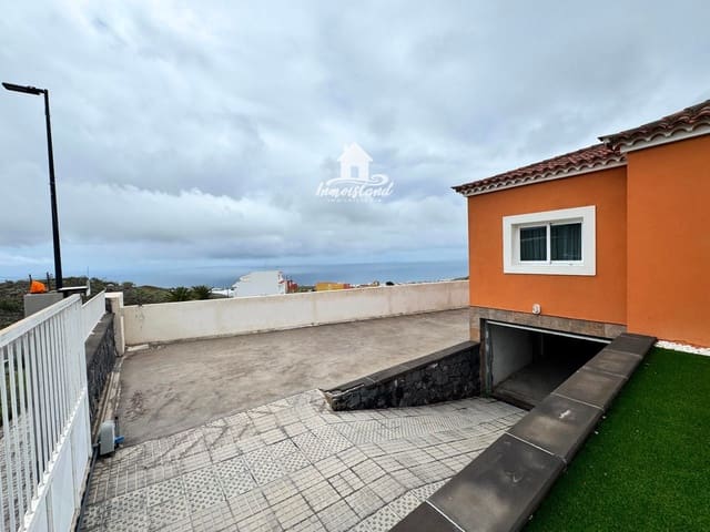 3 makuuhuone Huvila myytävänä paikassa Piedra Hincada, Guía de Isora mukana uima-altaan 
autotalli - 1 050 000 € (Ref: 10098678)