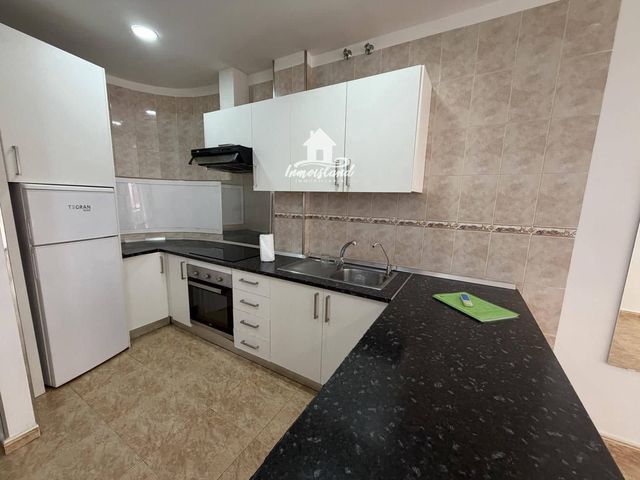 1 soveværelse Penthouse til leje i San Isidro de Abona, Granadilla de Abona - € 900 (Ref: 10113369)