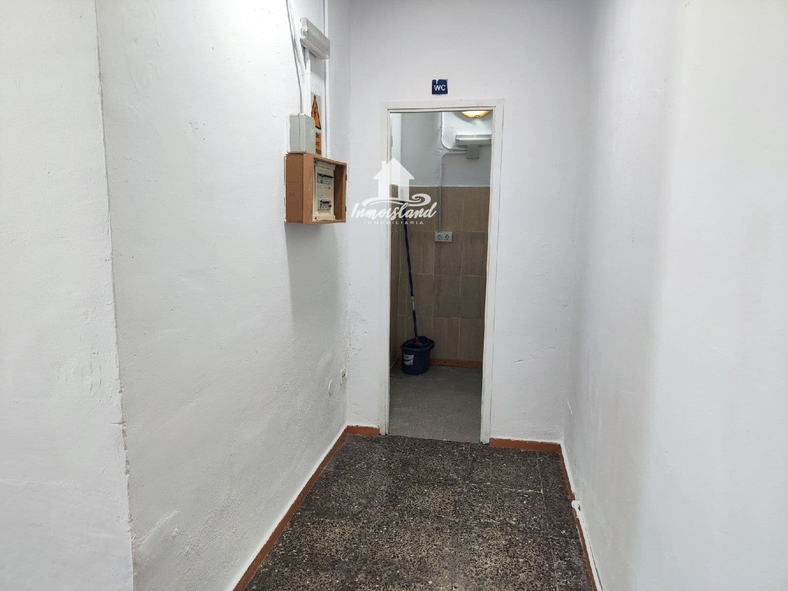 Komercyjne do wynajęcia w Armenime - 550 € (Ref: 10136597)