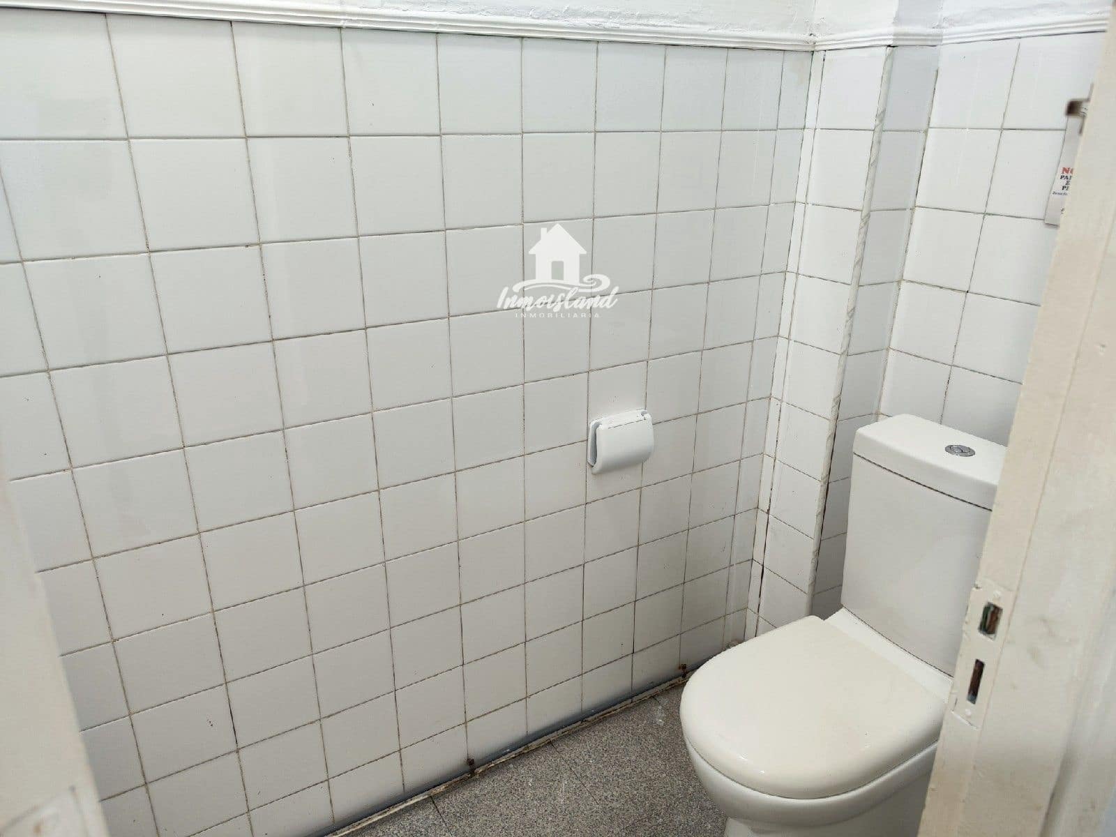 Komercyjne do wynajęcia w Armenime - 550 € (Ref: 10136597)