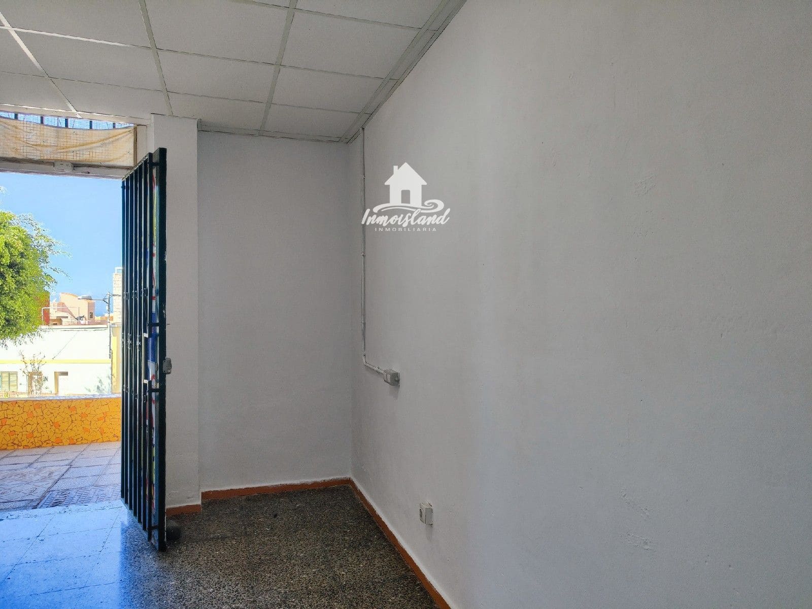 Komercyjne do wynajęcia w Armenime - 550 € (Ref: 10136597)