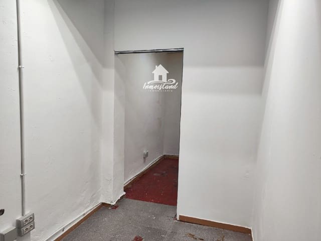Comercial para arrendar em Armeñime, Adeje - 550 € (Ref: 10136597)