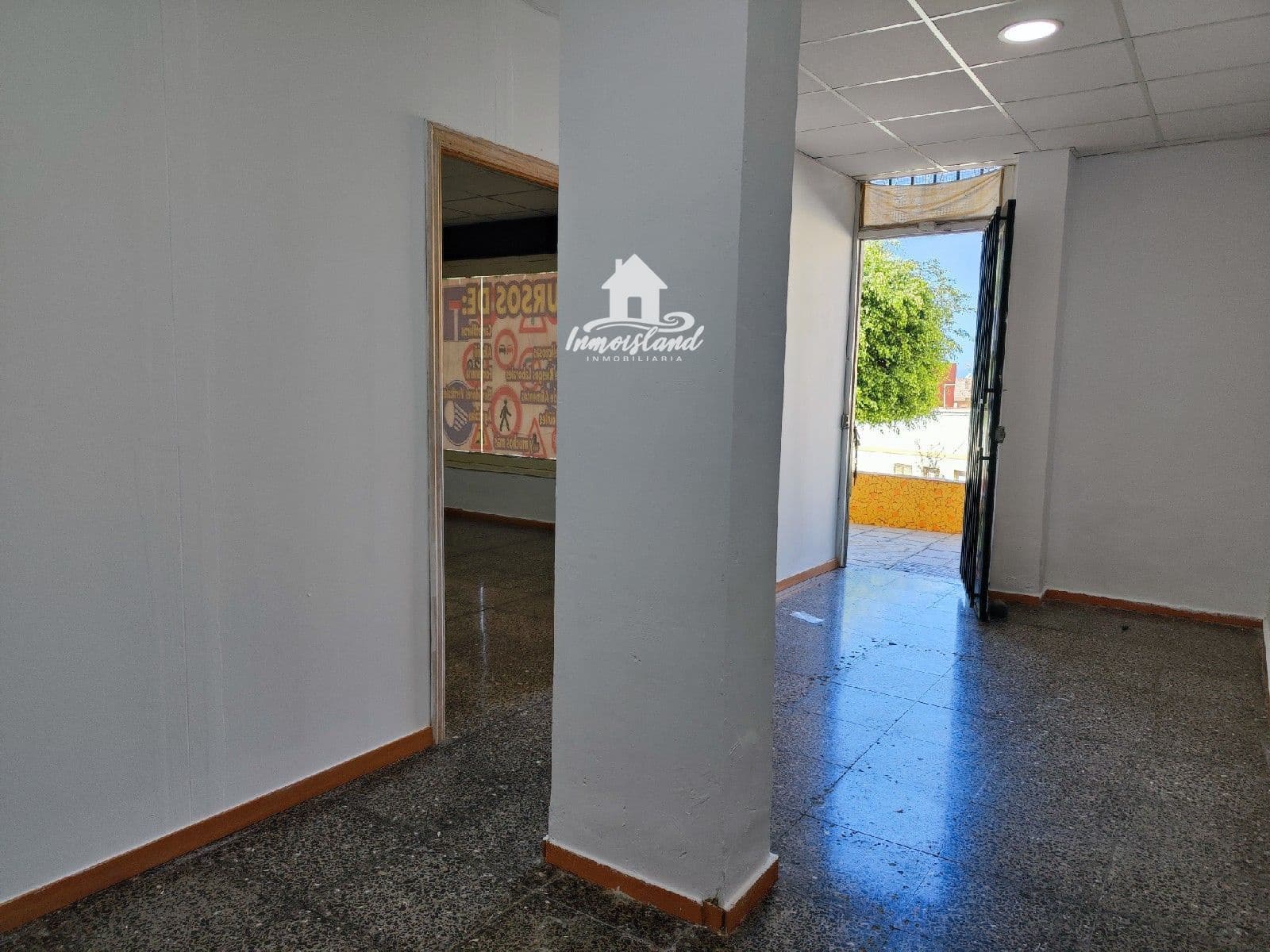 Komercyjne do wynajęcia w Armenime - 550 € (Ref: 10136597)