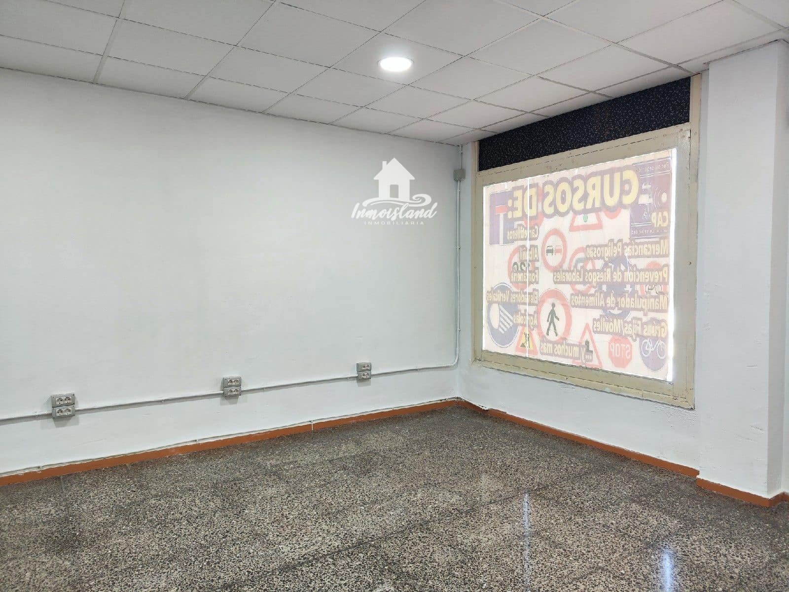 Komercyjne do wynajęcia w Armenime - 550 € (Ref: 10136597)