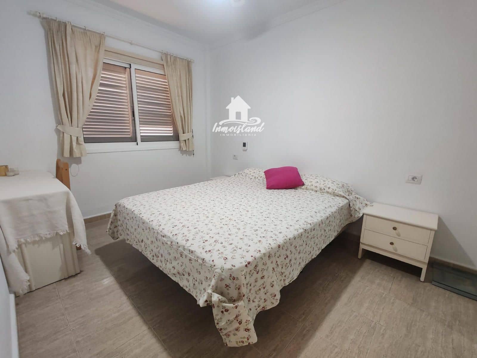 1 bedroom Flat for rent in Arona with pool - € 950 (Ref: 10156213)