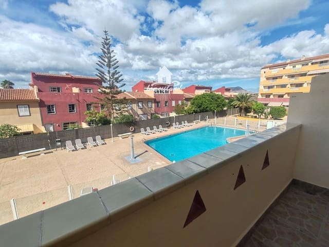1 camera da letto Appartamento da affittare in Arona con piscina - 950 € (Rif: 10156213)