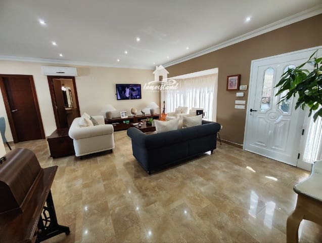 3 quarto Moradia para arrendar em Piedra Hincada, Guía de Isora com piscina garagem - 3 000 € (Ref: 10181737)