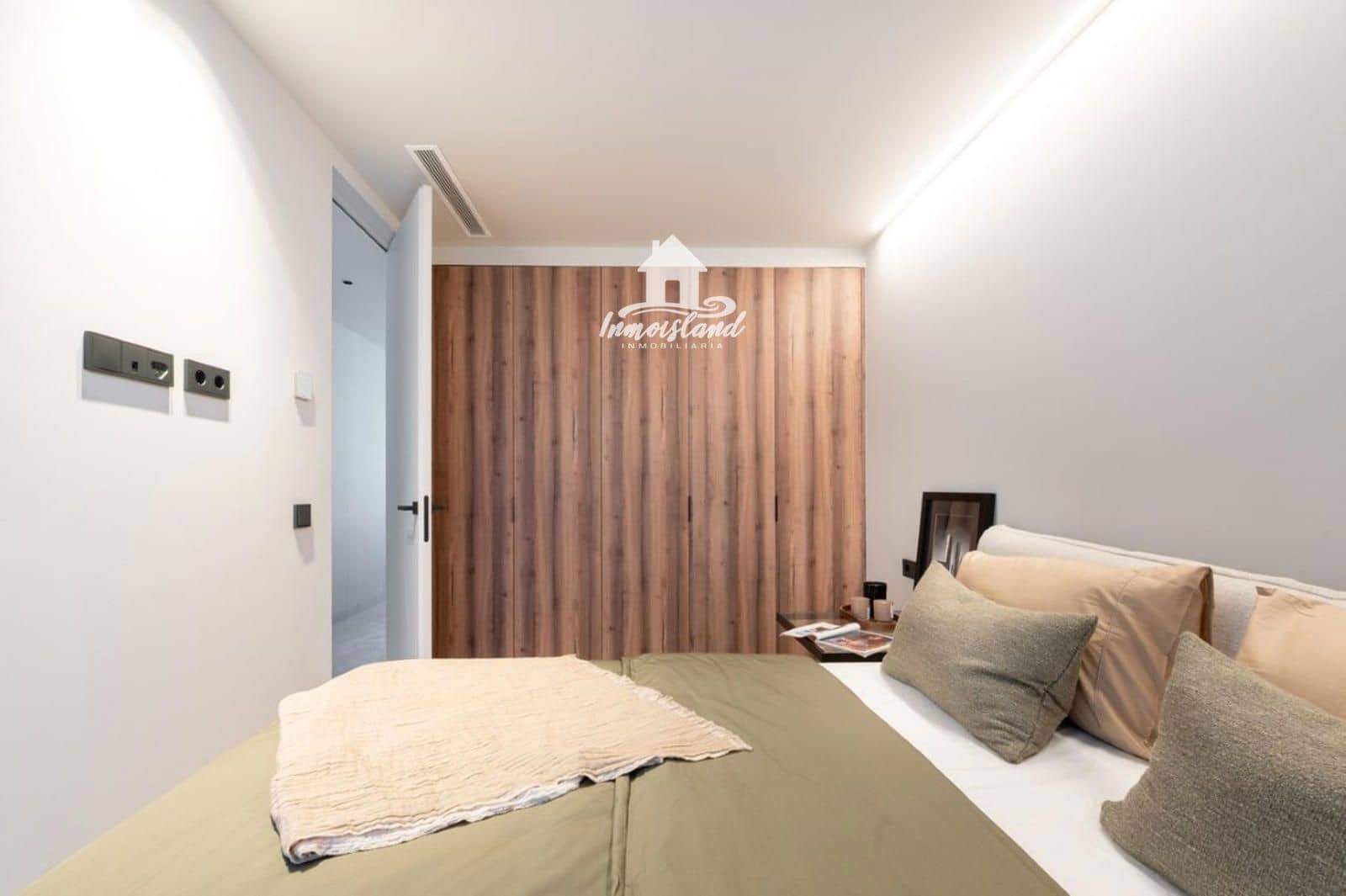 2 soveværelse Byhus til salg i Callao Salvaje med swimmingpool garage - € 985.000 (Ref: 10183916)