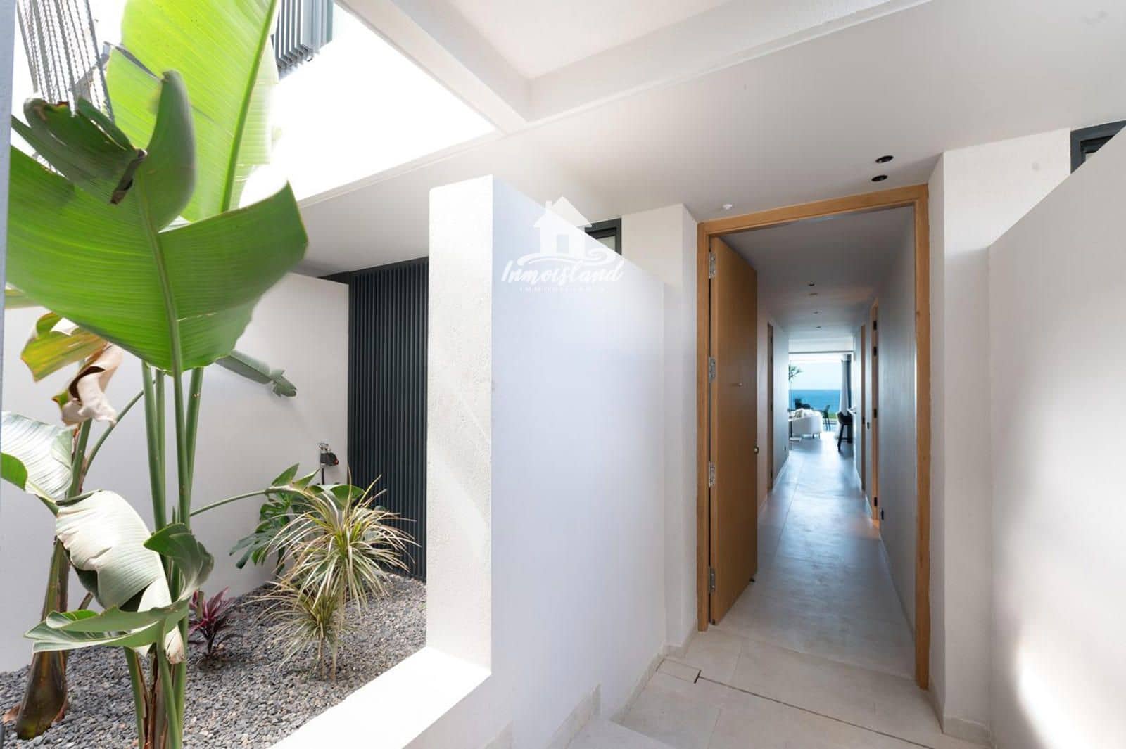 2 soveværelse Byhus til salg i Callao Salvaje med swimmingpool garage - € 985.000 (Ref: 10183916)
